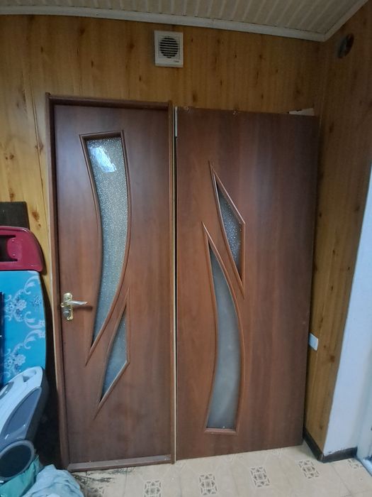Мдв эшиклари сотилади 3 дона  / продается межкомнатные мдв двери 3 шт