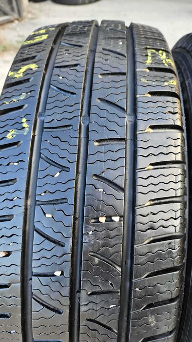 215/65 R16C • Iarna • Pirelli Carrier Winter 109/107R | 2 buc | Pret/buc