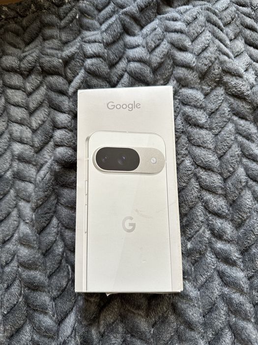 Vând telefon Google Pixel 9, NOU, cu GARANȚIE
