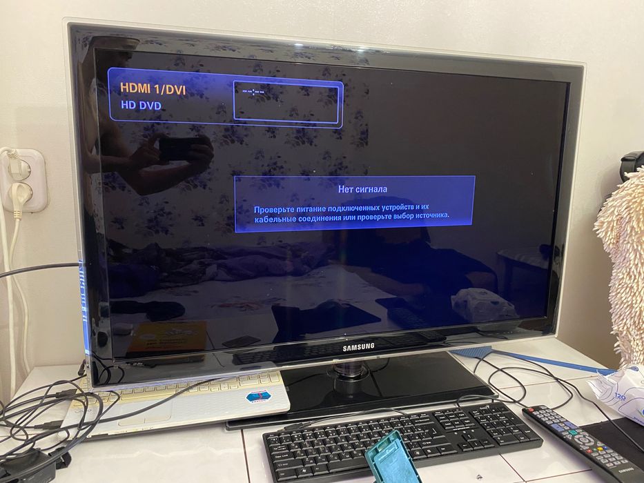 Телевизор SAMSUNG