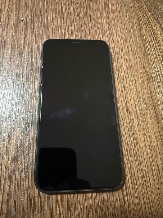 Iphone 11 - BLACK
