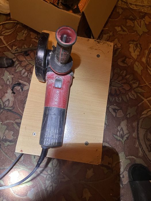 продам болгарку б/у