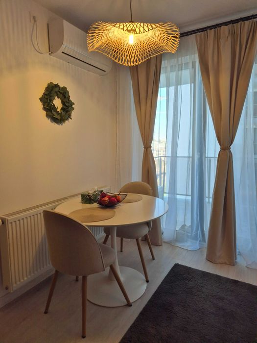 Vand garsoniera in Hils Brauner cu loc de parcare acoperit