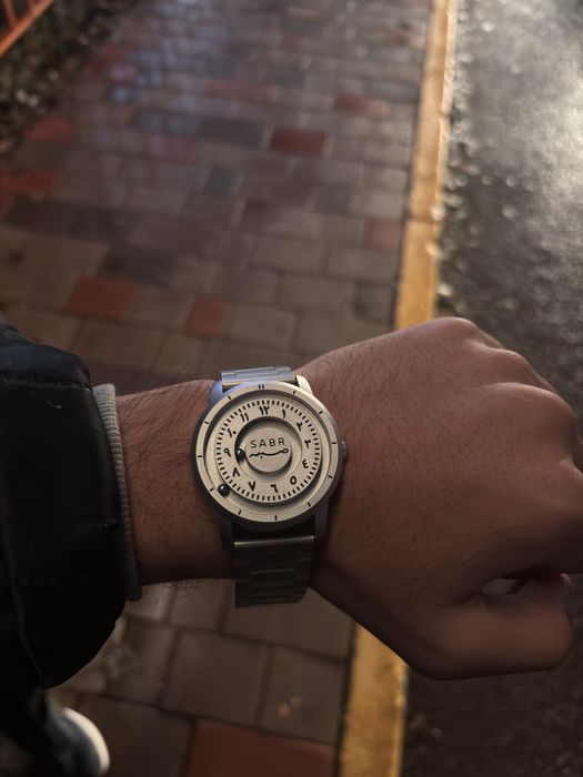 Часы SABR в хорошом качестве