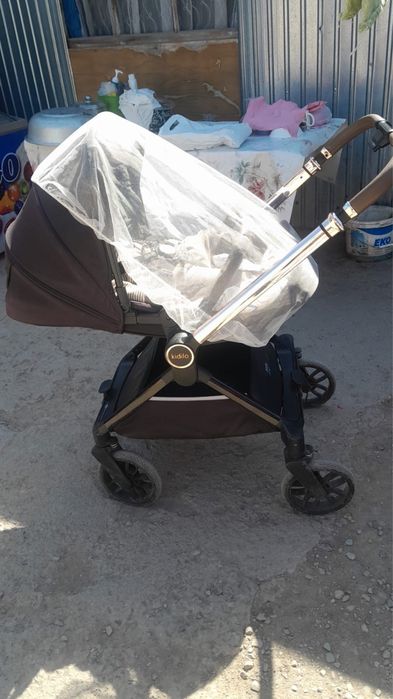 Срочно продам коляску