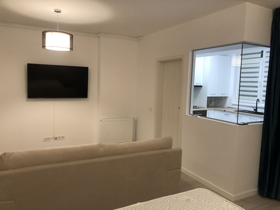 Proprietar – închiriere în complexul GranVia Park. Lujerului