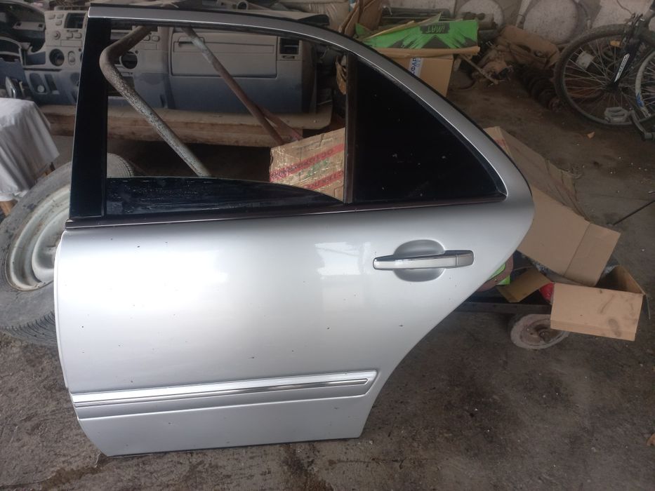 Запчасти от210 рейсталинг мерседес