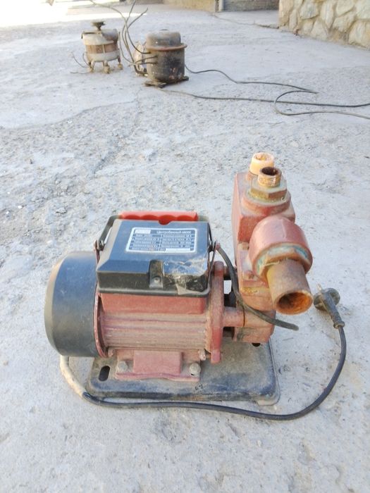 Насос водяной в отличном состоянии