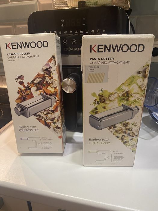Продам KENWOOD Titanium Chef Baker XL