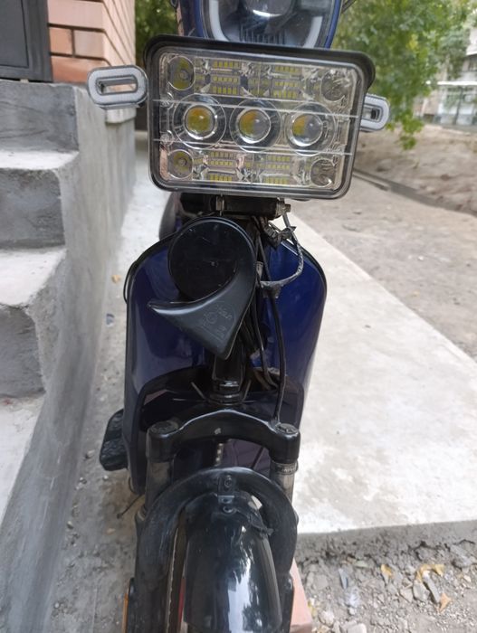 Скутер электро сотилади