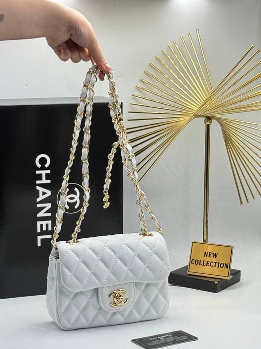 Стилна дамска чанта