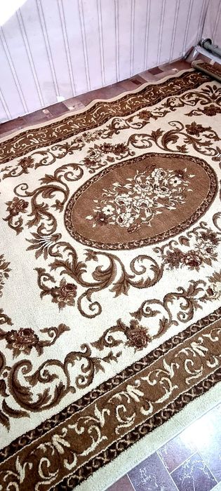 Продам турецкий ковёр.