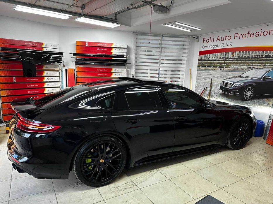 Folie Geamuri LLumar Auto