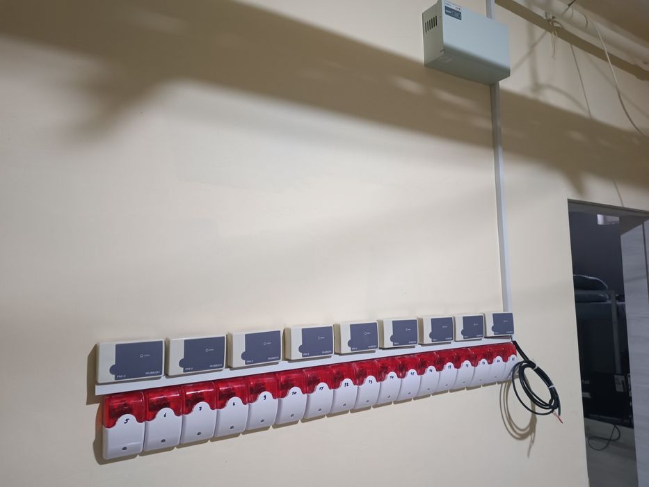 Programist i mantajnik pojarniy signalizatsya