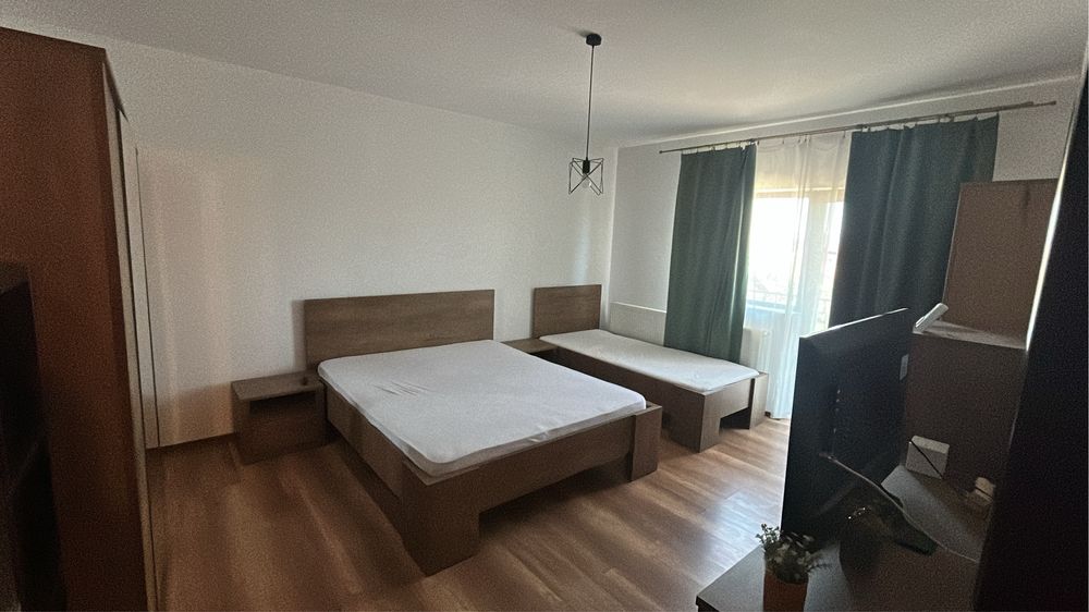 Vand apartament 2cam 50m2 + 2 balcoane (2019)