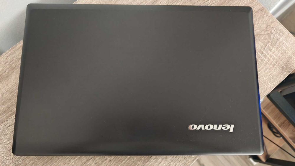 Лаптоп Lenovo G580 / Intel Core i3 / 2.20GHz / За работа и обучение