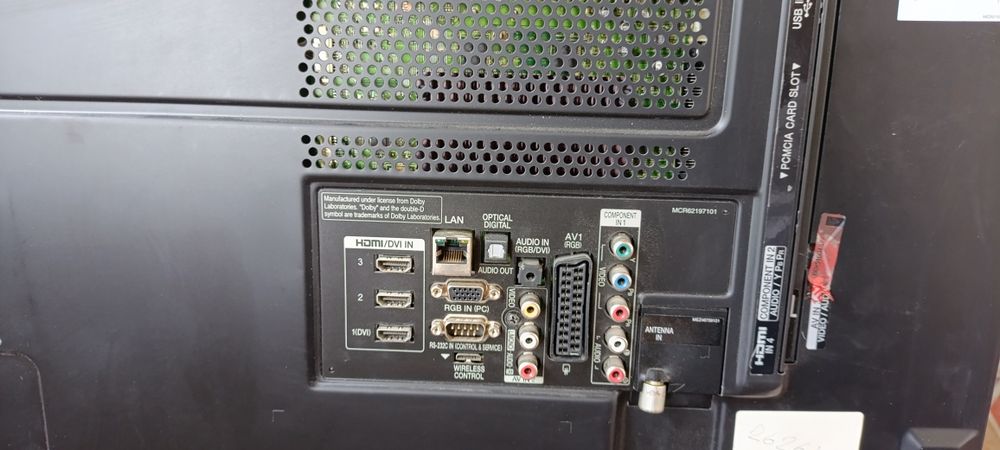 LG телевизор в хорошем состоянии. Привёз из России