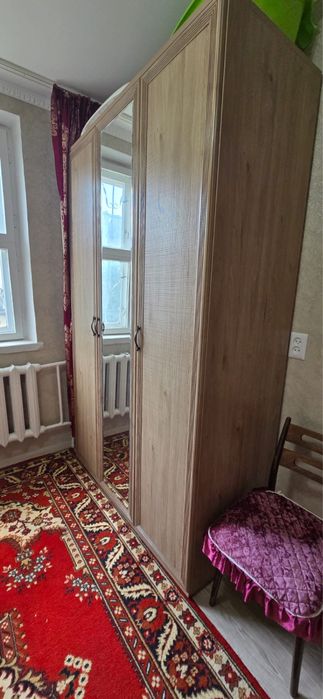 Пррдам диван и шкаф платильный