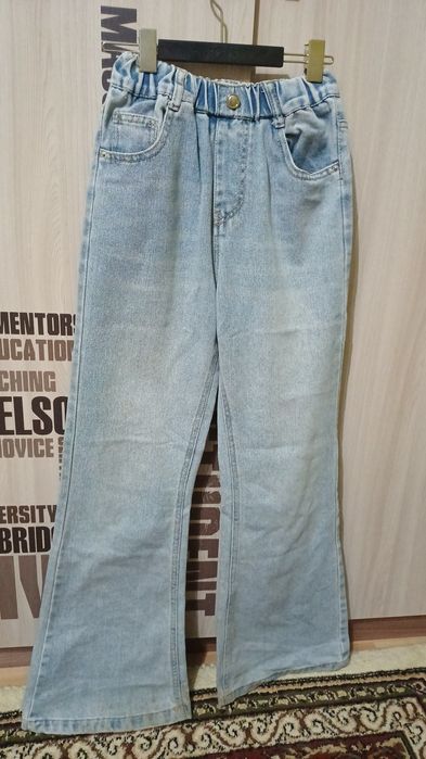 Джинсы разные для девочек 10,11-12лет