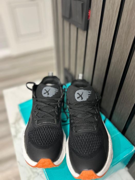 Кроссовки мужские