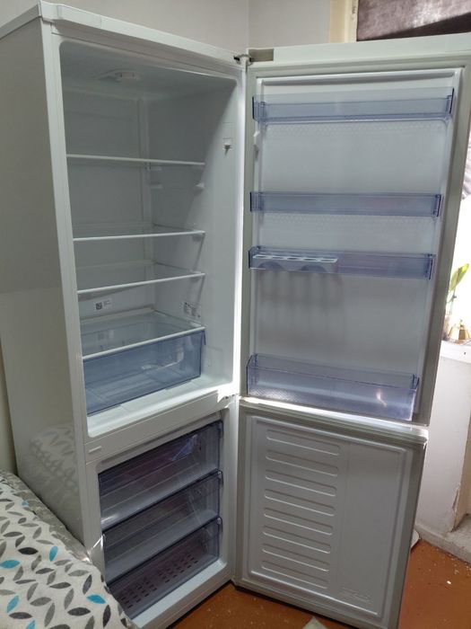 Холодильник Beko