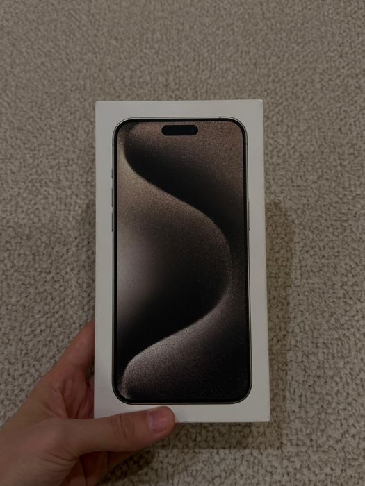 Продам IPhone 15 Pro Max