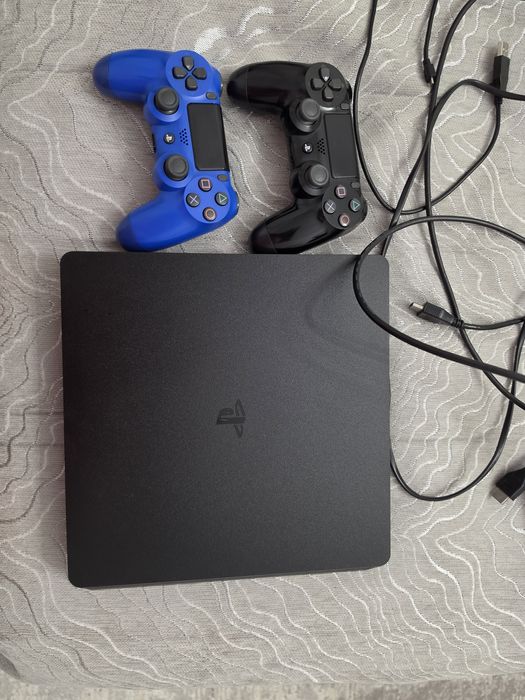 Продам Sony Playstation PS4 Slim  1 Тб