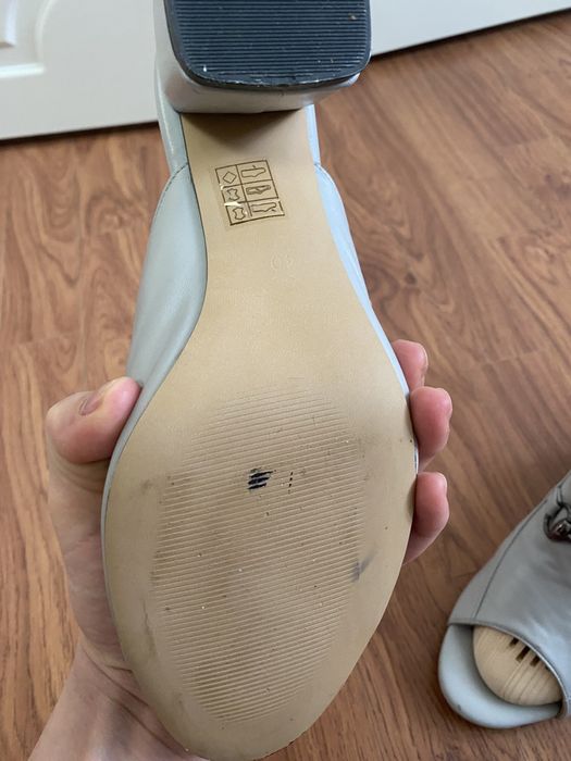 Женская обувь