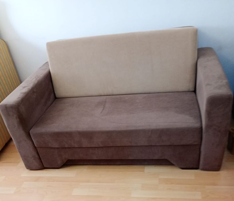 Canapea extensibila în stare foarte bună