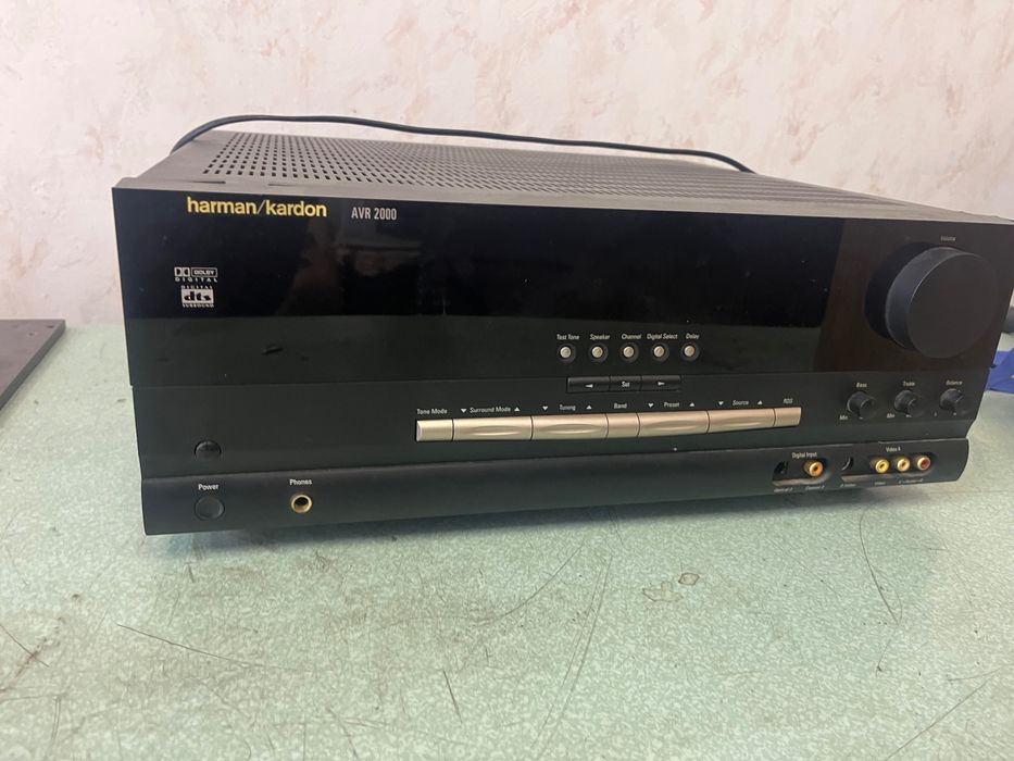 harman kardon avr 2000