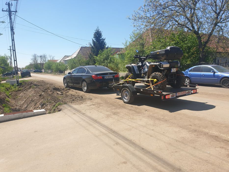 Vand remorca 1500kg . Schimb cu microbuz 8+1