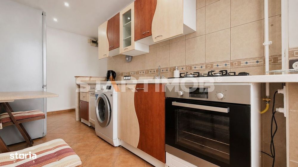 Apartament doua camere  cu parcare Astra