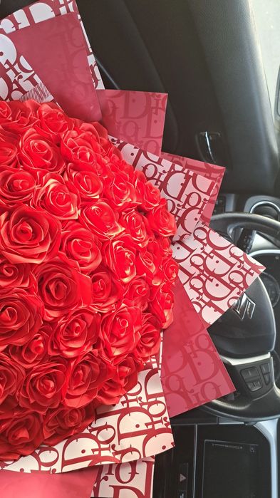 Buchet trandafiri din satin