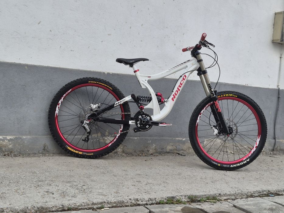 Vand Norco Team 2011 / Downhil / Bicicleta