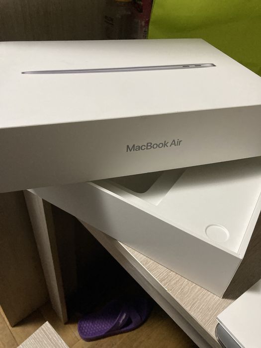 Продается Macbook air 13 2020 серебристый