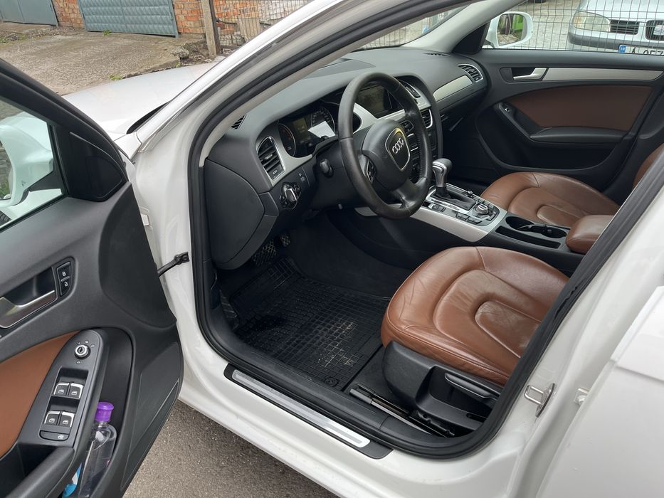 Ауди А4 В8 Авант 2.7 TDI