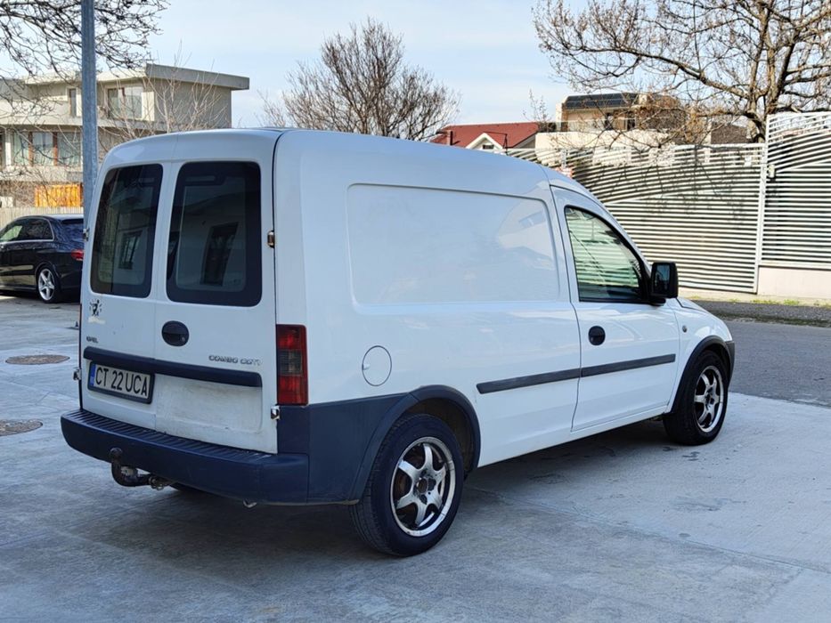 Ocazie vând opel combo 1.7 TDI i stare suberba foarte economic