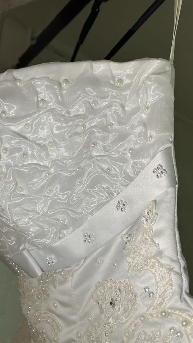 Продам платье свадебное 10000 тг