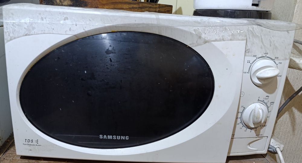 Продам микроволновку б.у в рабочем состоянии