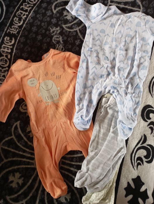 Продам вещи для новорожденного