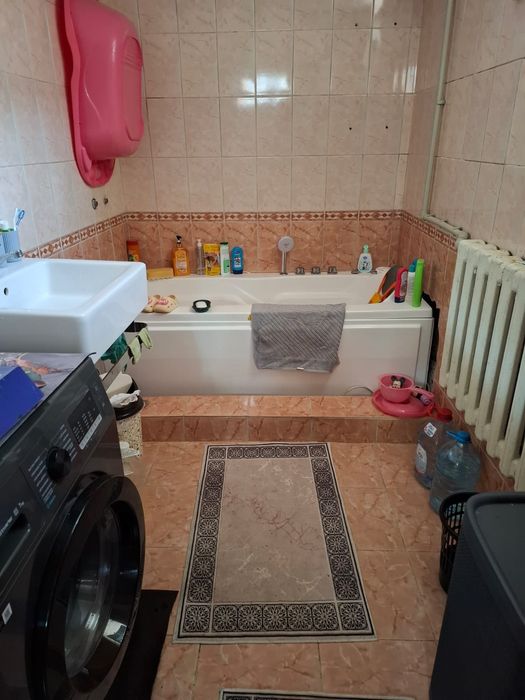 Продаю 2 дома на одном участке