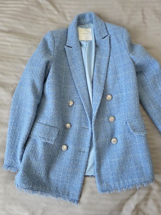 Синьо сако от букле