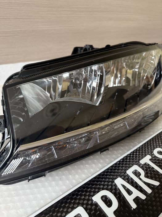 Фар ляв Skoda Fabia 3 facelift Шкода Фабиа Перфектен