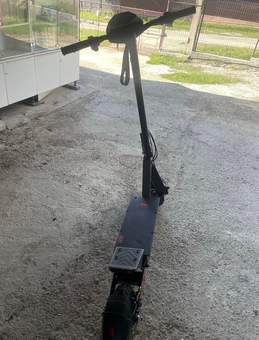 Trotinetă Kukirin G2 2025