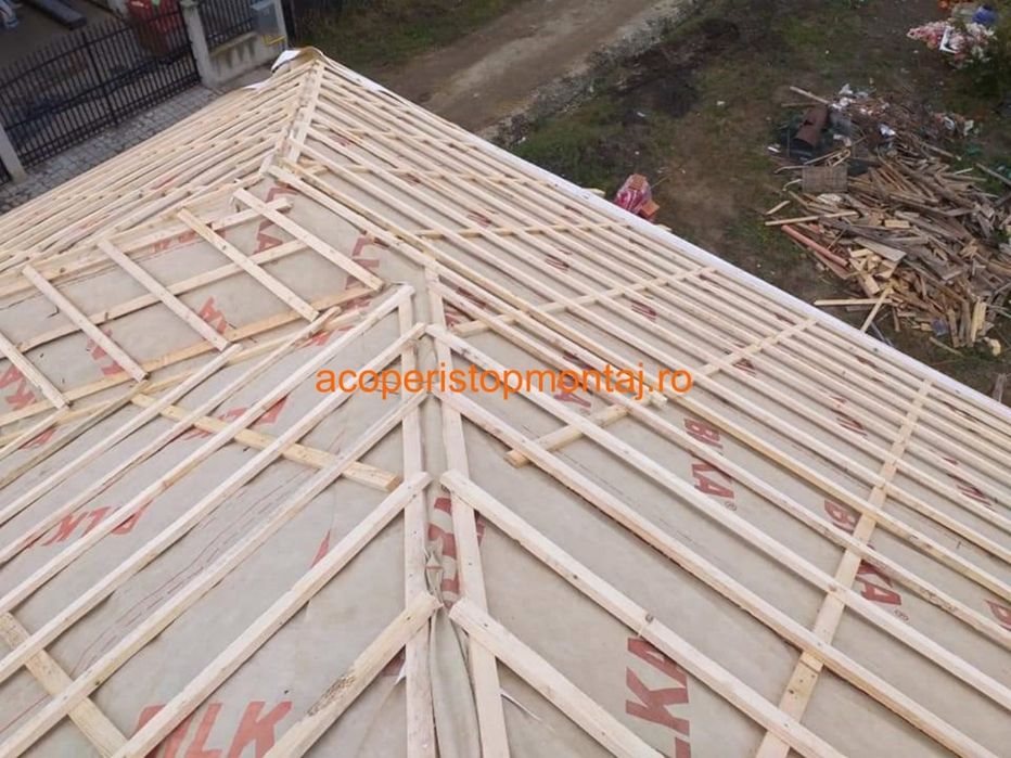 Montaj Acoperisuri dulgherie tigla metalica terase foisoare  reparații de urgență
Realizam lucrari de constructii in 
domeniul
Acoperisuri și Mansarde