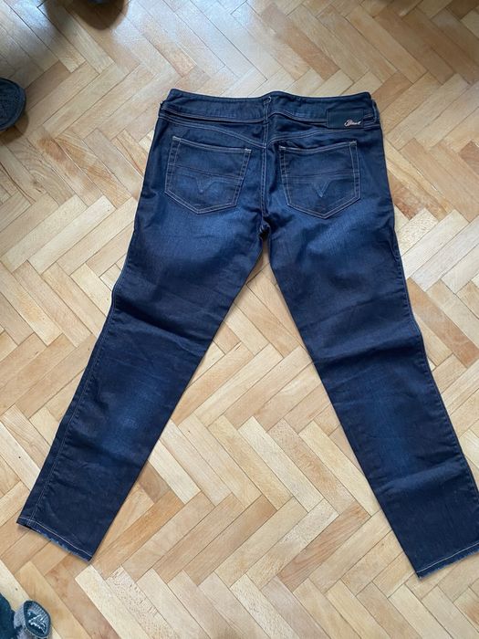 Дънки Diesel с апликация от естествена кожа