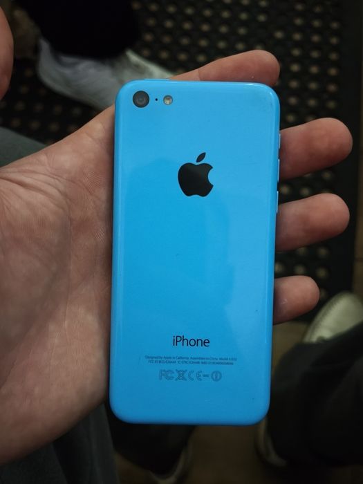 Продам редкий iPhone 5c