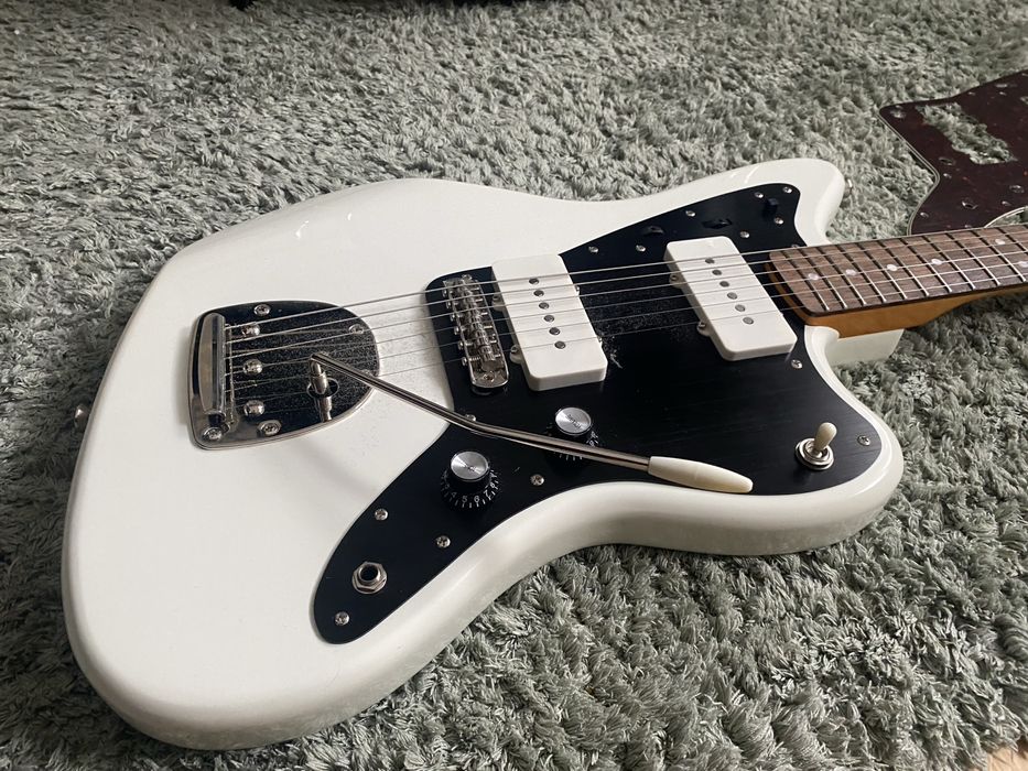 Chitara Electrica Squier Jazzmaster CV60