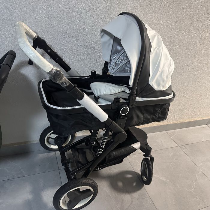 Детская коляска новая