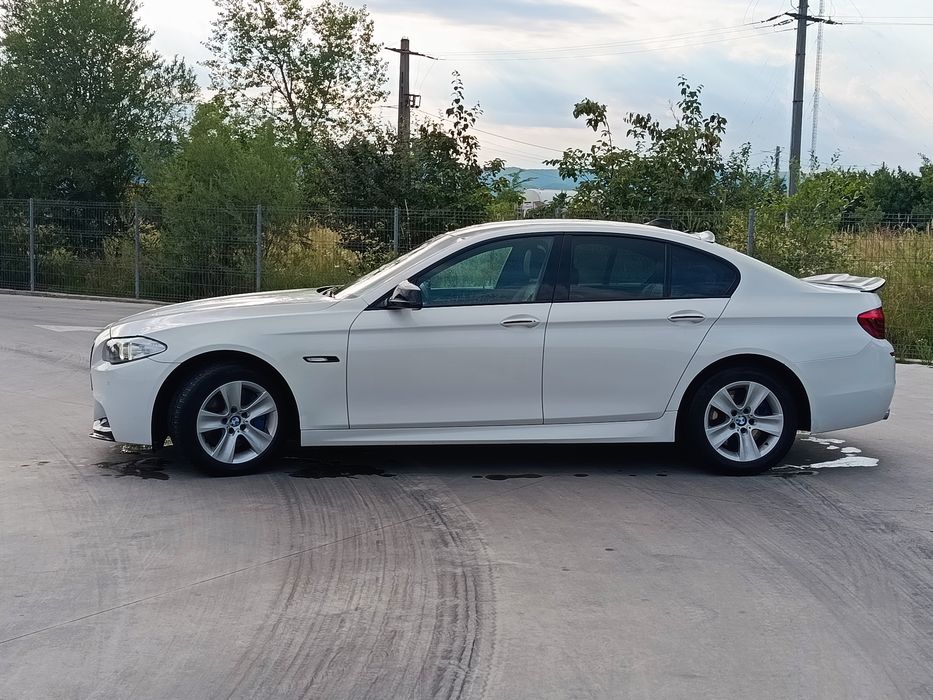 BMW 5 Series 2012 — imagine 5